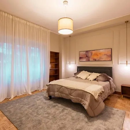 7 Min To Colosseum, Smart Tv, Full Kitchen